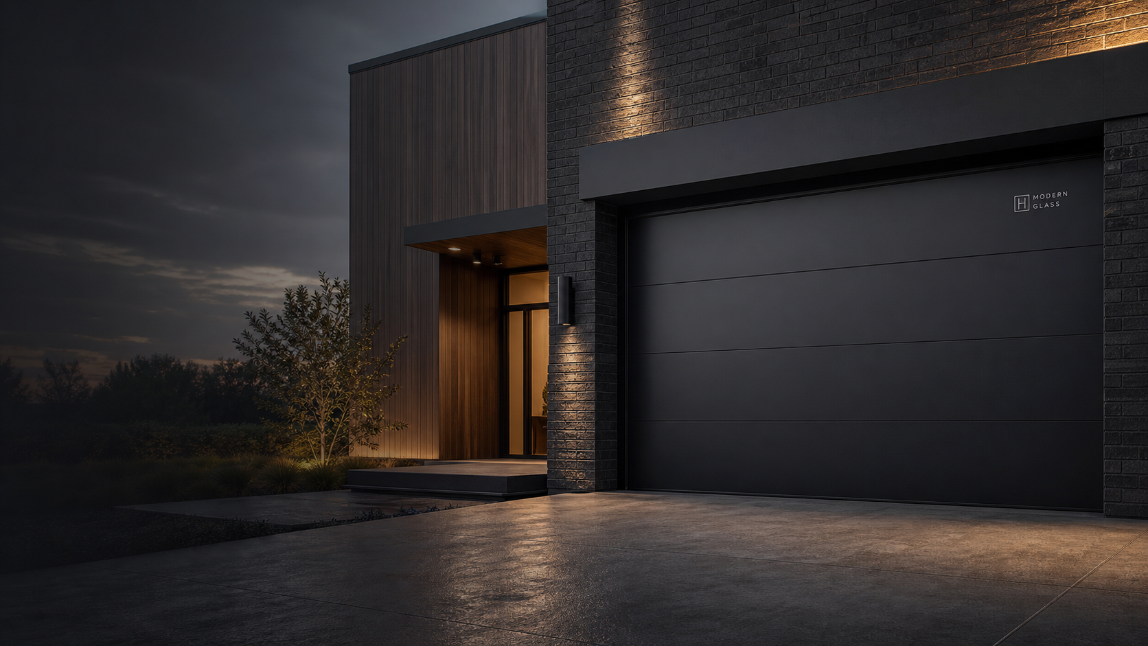 Nowoczesny dom z czarną segmentową bramą garażową i dyskretnym logo Modern Glass